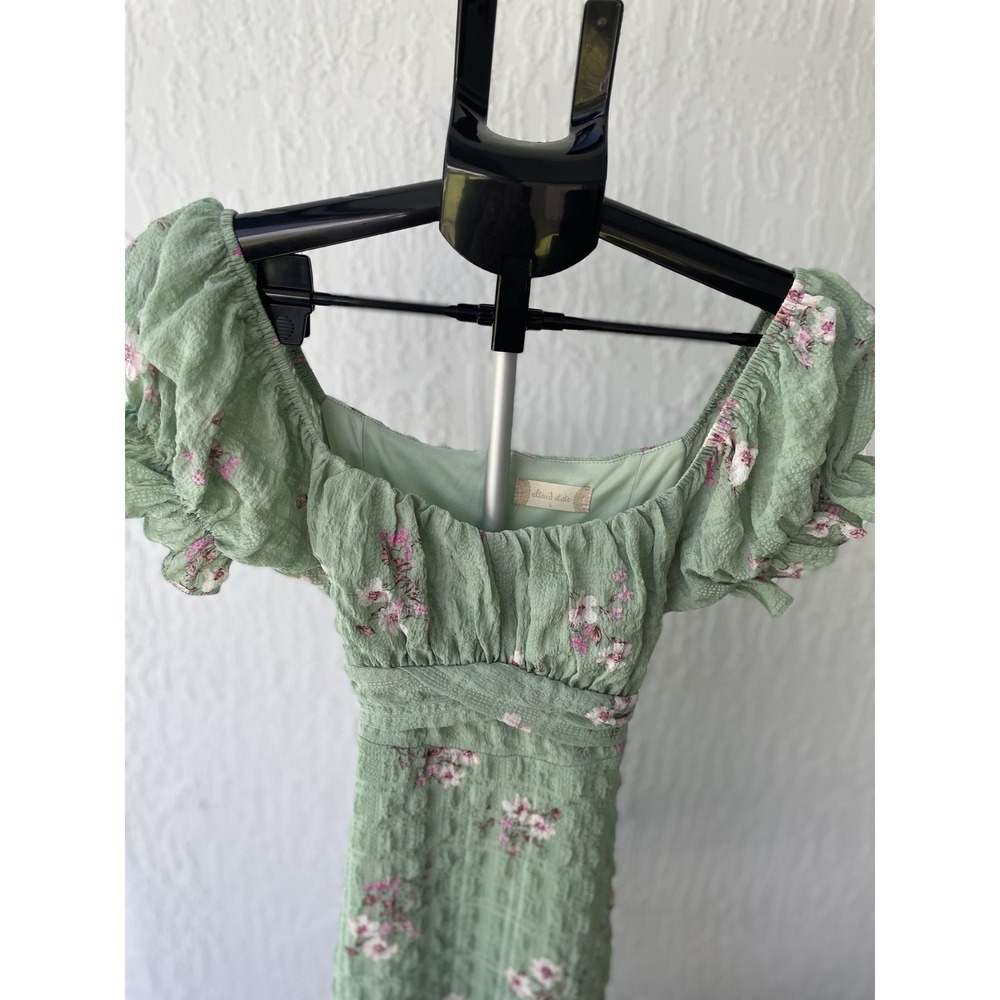 Altar'd‎ State Sage Green Floral Seersucker Ruffle Mini Dress Large Tie Back L - Picture 3 of 9